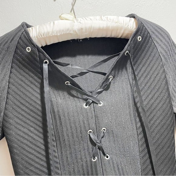 FOR HER NYC Women’s Black Structured Peplum Top Asymmetrical Hem Goth Emo Size M - Picture 3 of 8